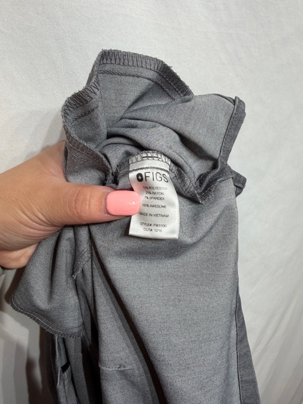 FIGS Casma Scrub Top Graphite Small - Picture 8 of 9